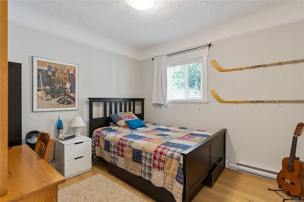 1228 Pearce Cres