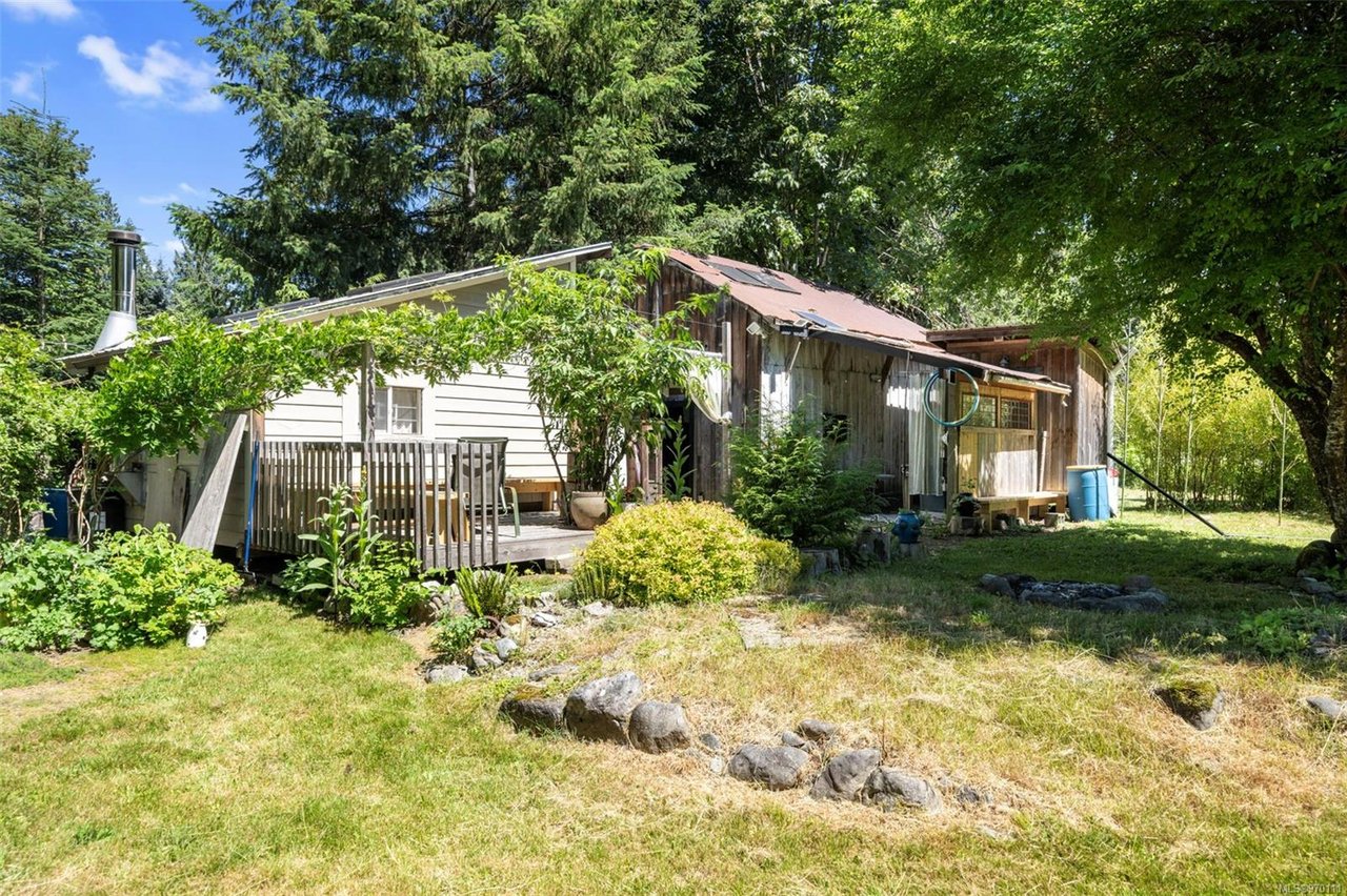 10226 South Shore Rd, Honeymoon Bay