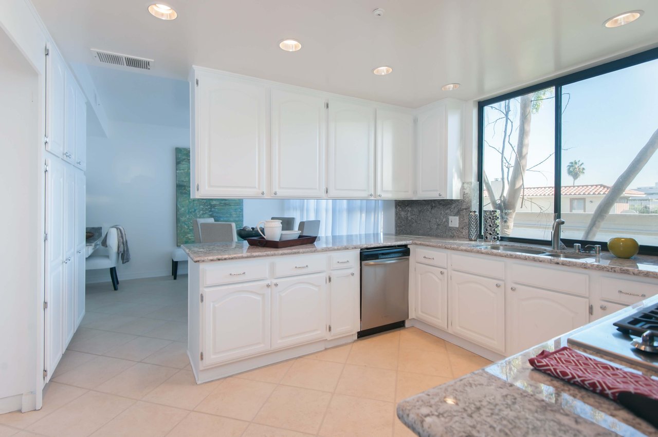 214 N Crescent Drive, #3