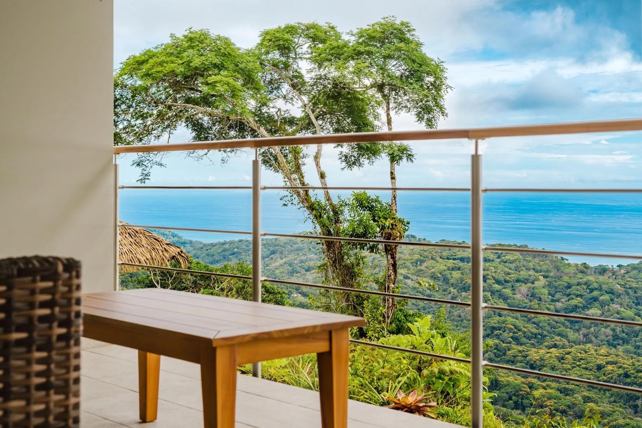 Sunset Ocean View Luxury Home, Dominical, Puntarenas