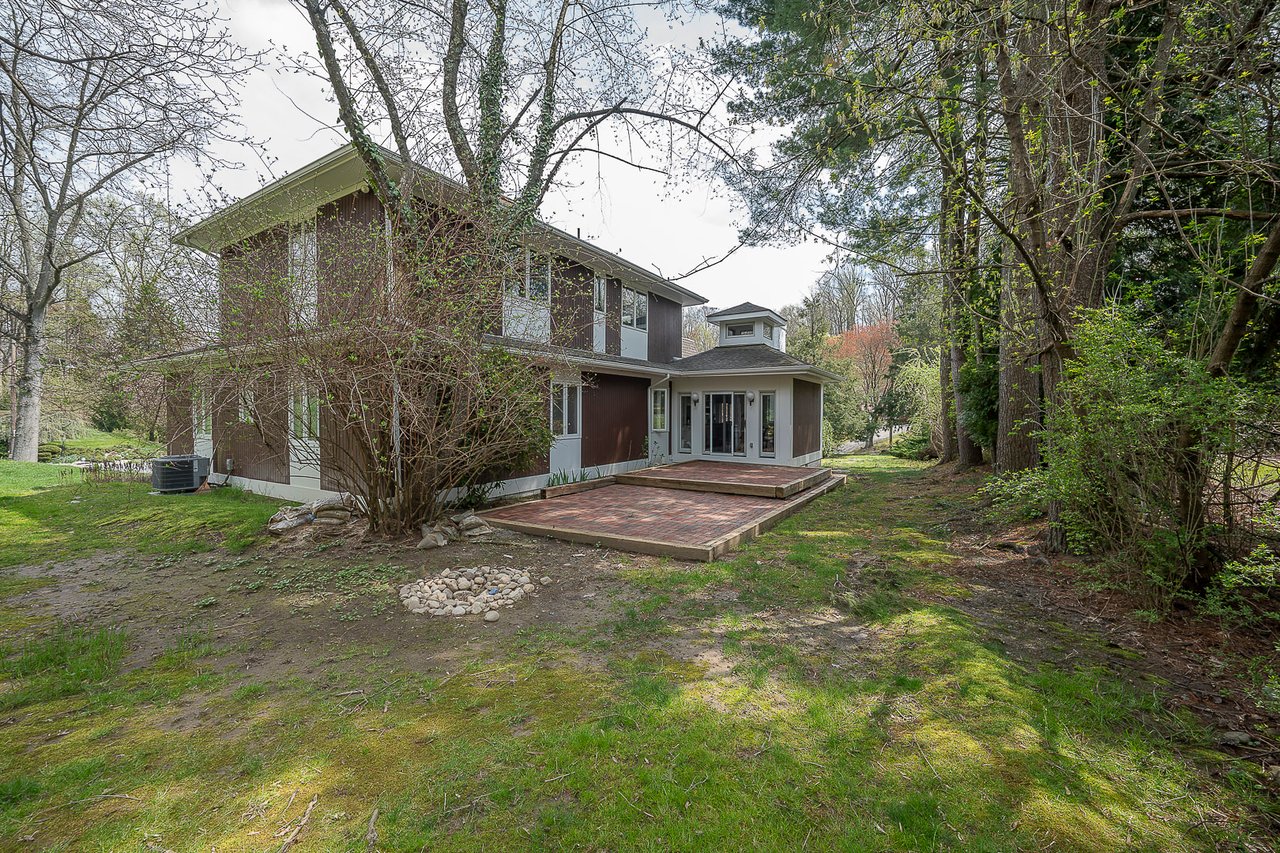 Modern Single Family Home 