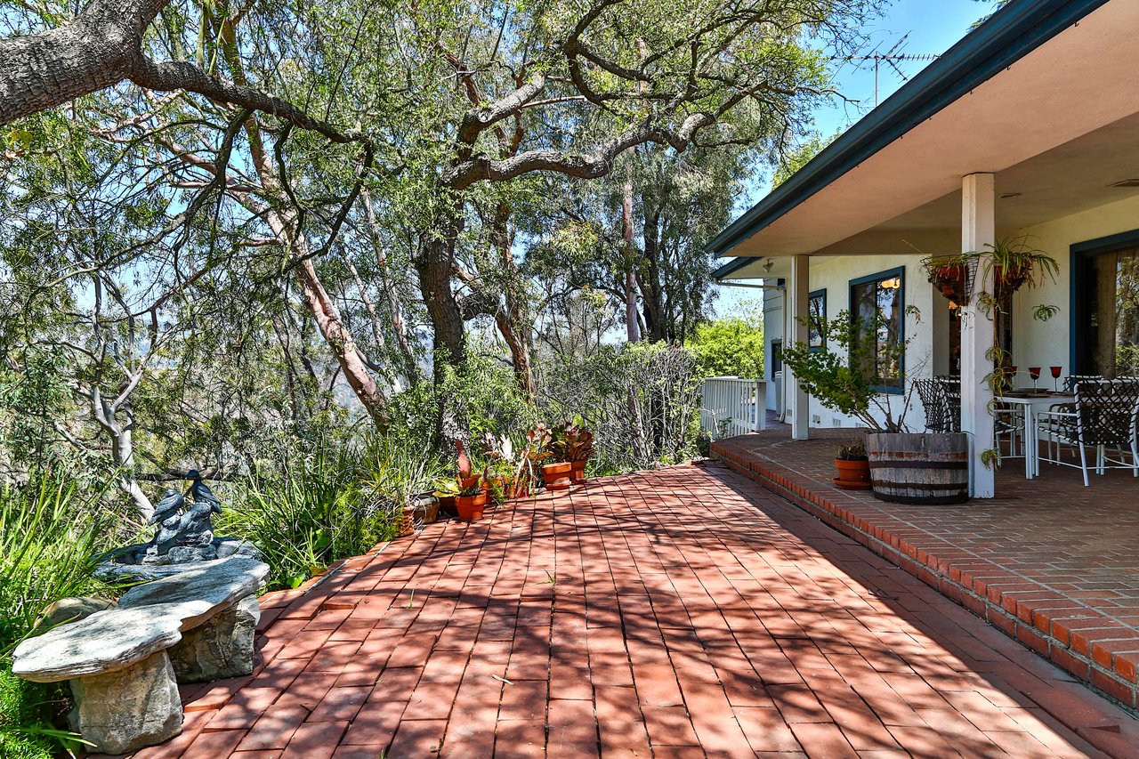 Enchanting Cottage in Lower Bel Air