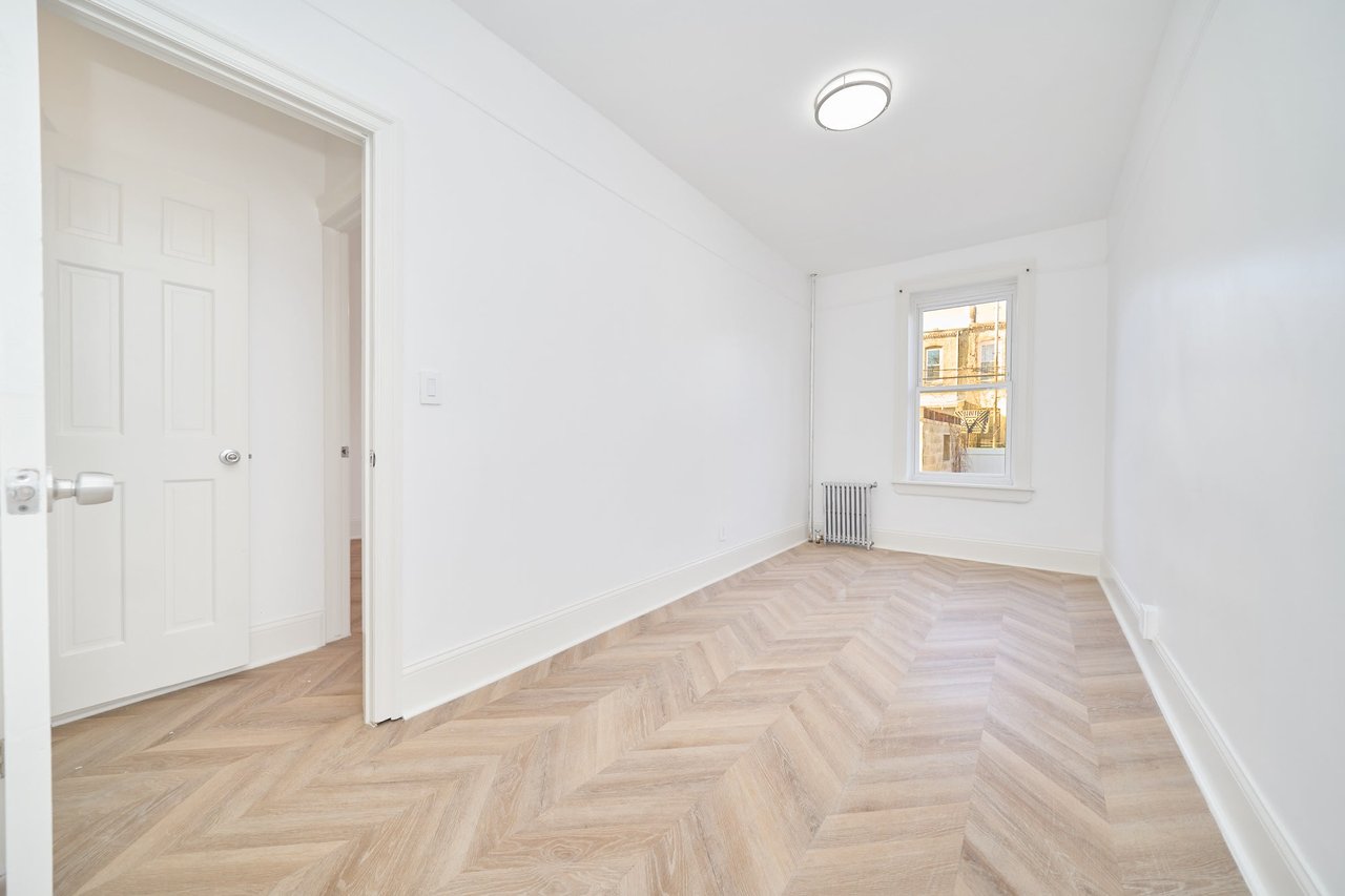 106 E 32nd Street Unit: #2