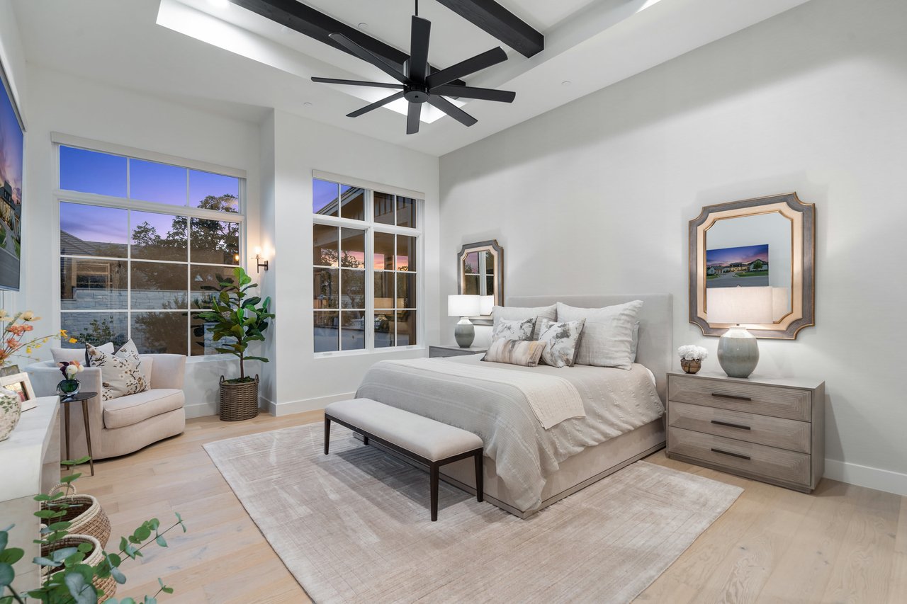 Austin-Elegance in Lake Travis ISD