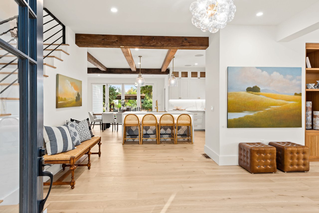 Healsburg Downtown Estate