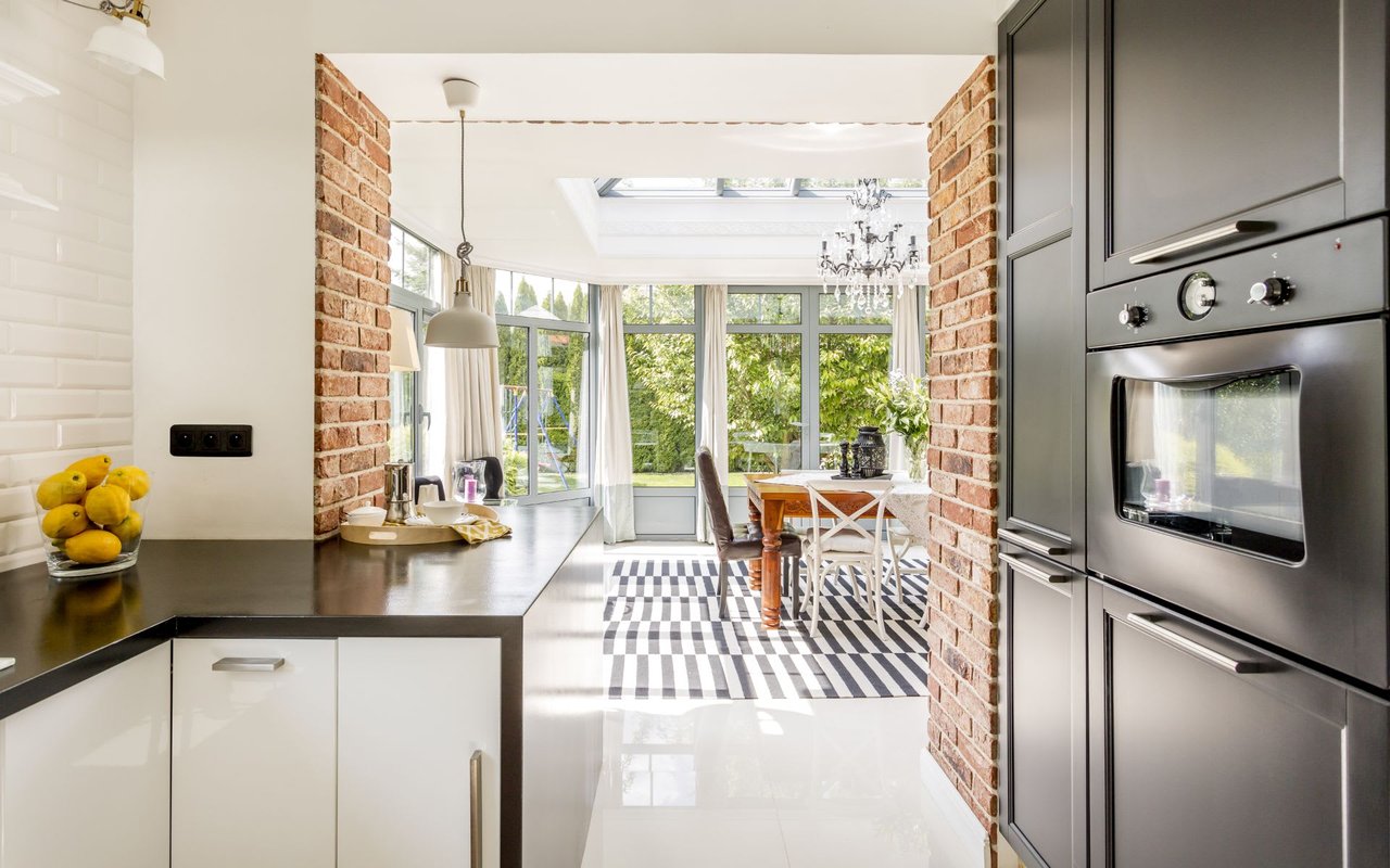 Seller's Checklist: a Timeline to Prep Your Home for Sale