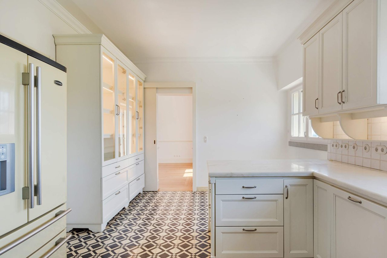 Kitchen - Estoril Villa with Sea Views