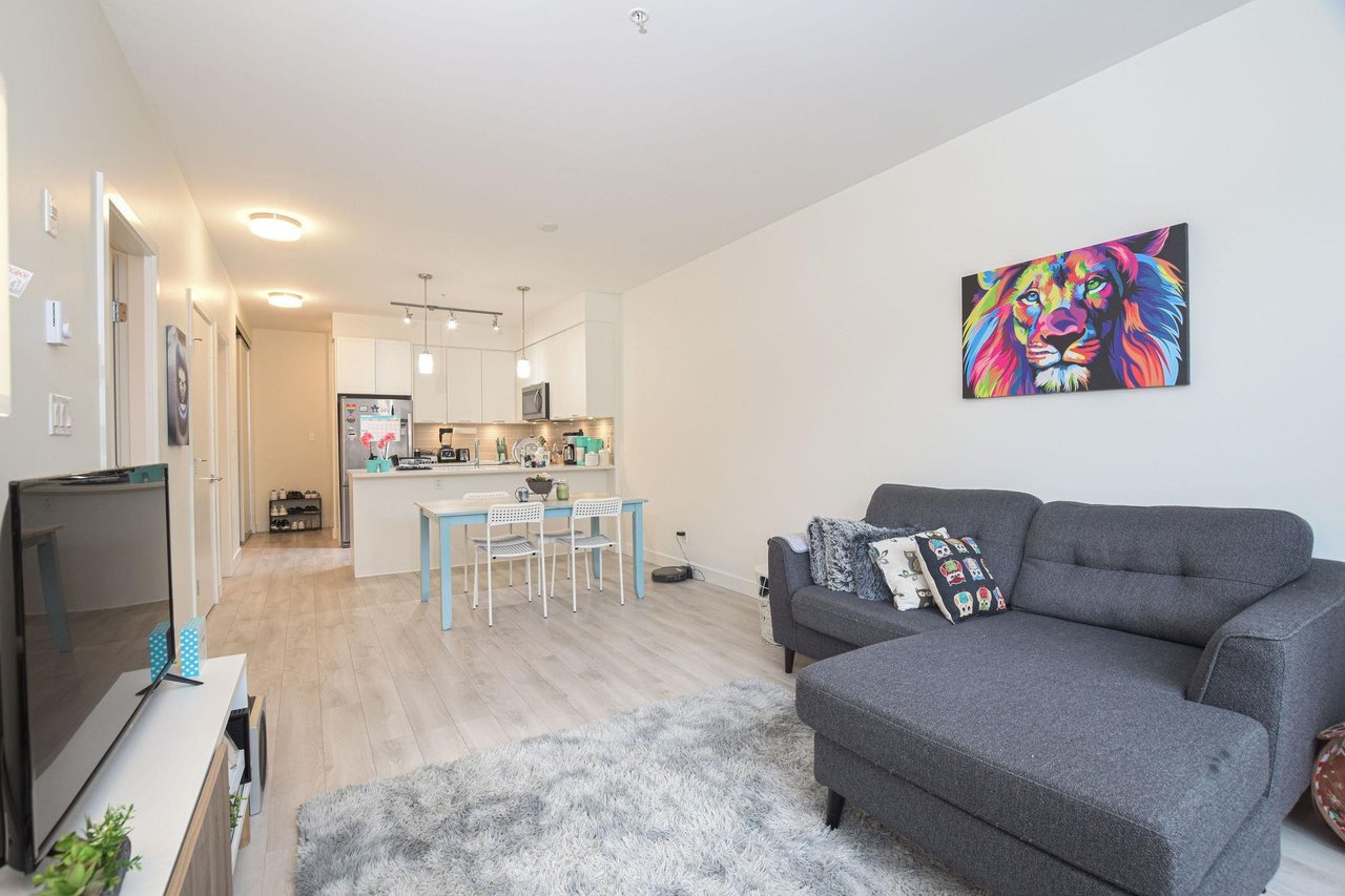 107-828 Gauthier Ave