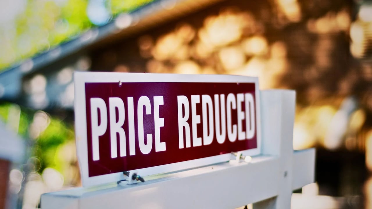 Record share of February homesellers cut list prices