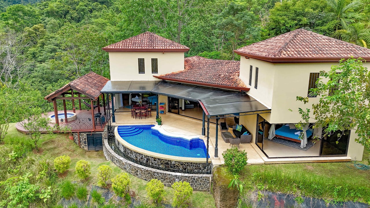 Multi-Home Luxury Estate, With Jungle, Mountain And Ocean Views, Private Waterfalls And Orchards On 71 Acres In Gated Community!