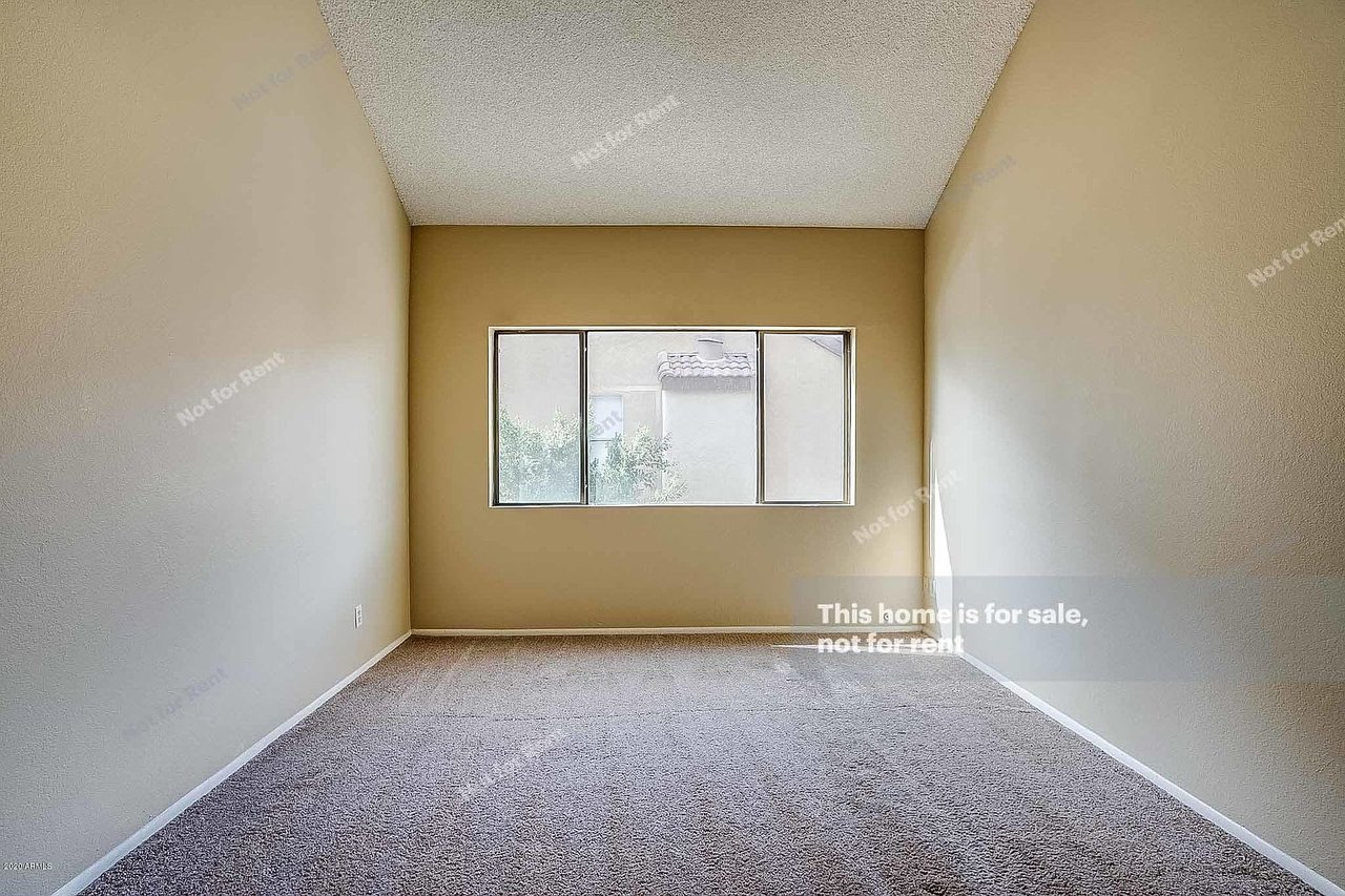 2040 S Longmore