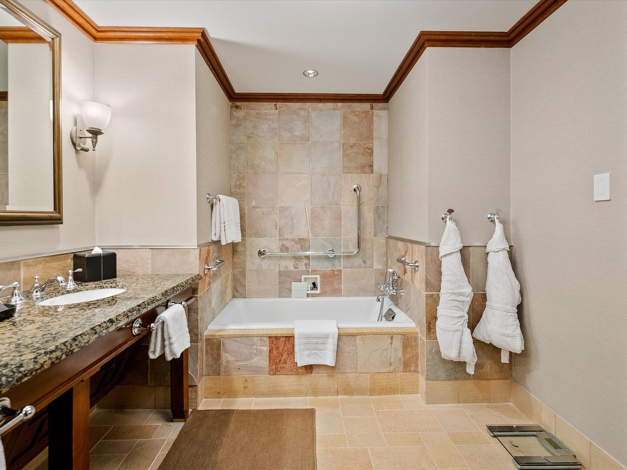 518-4591 Blackcomb Wy