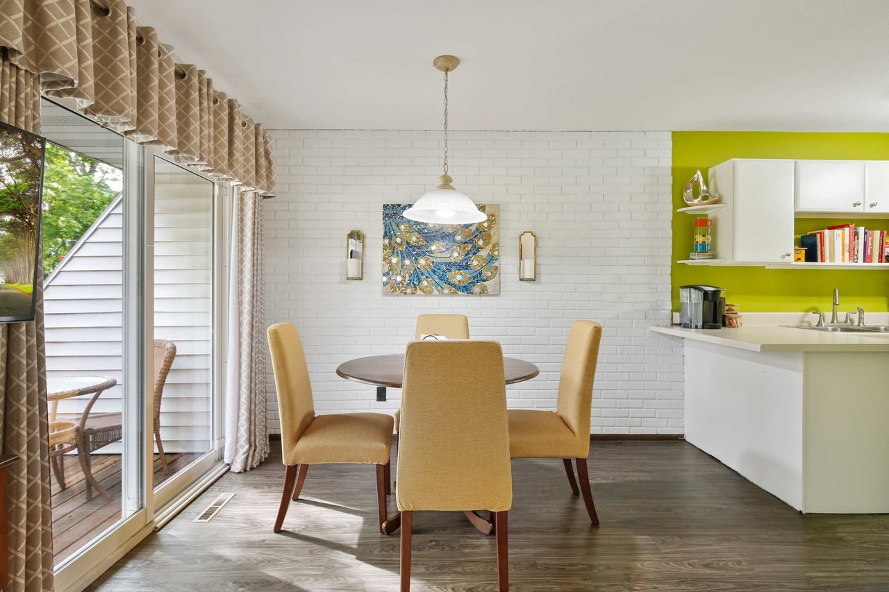 dining room in a Twin Cities MN home sold by A Good Life Group real estate team 