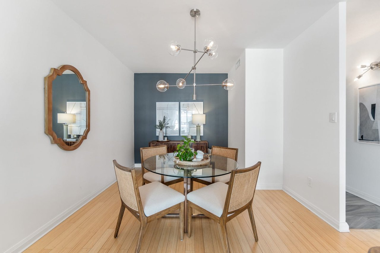 909-65 Scadding Ave
