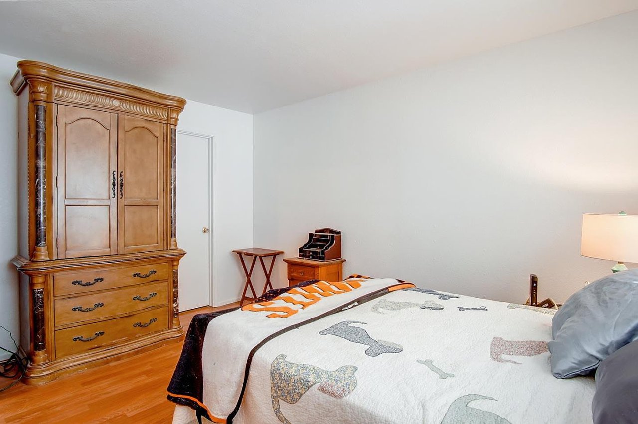 702 Colombard Cir