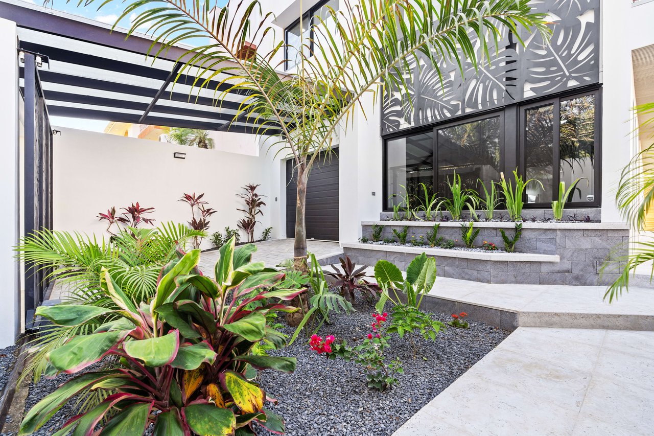 Villa Ballena | Sleek and Modern Beach House in Costa Rica