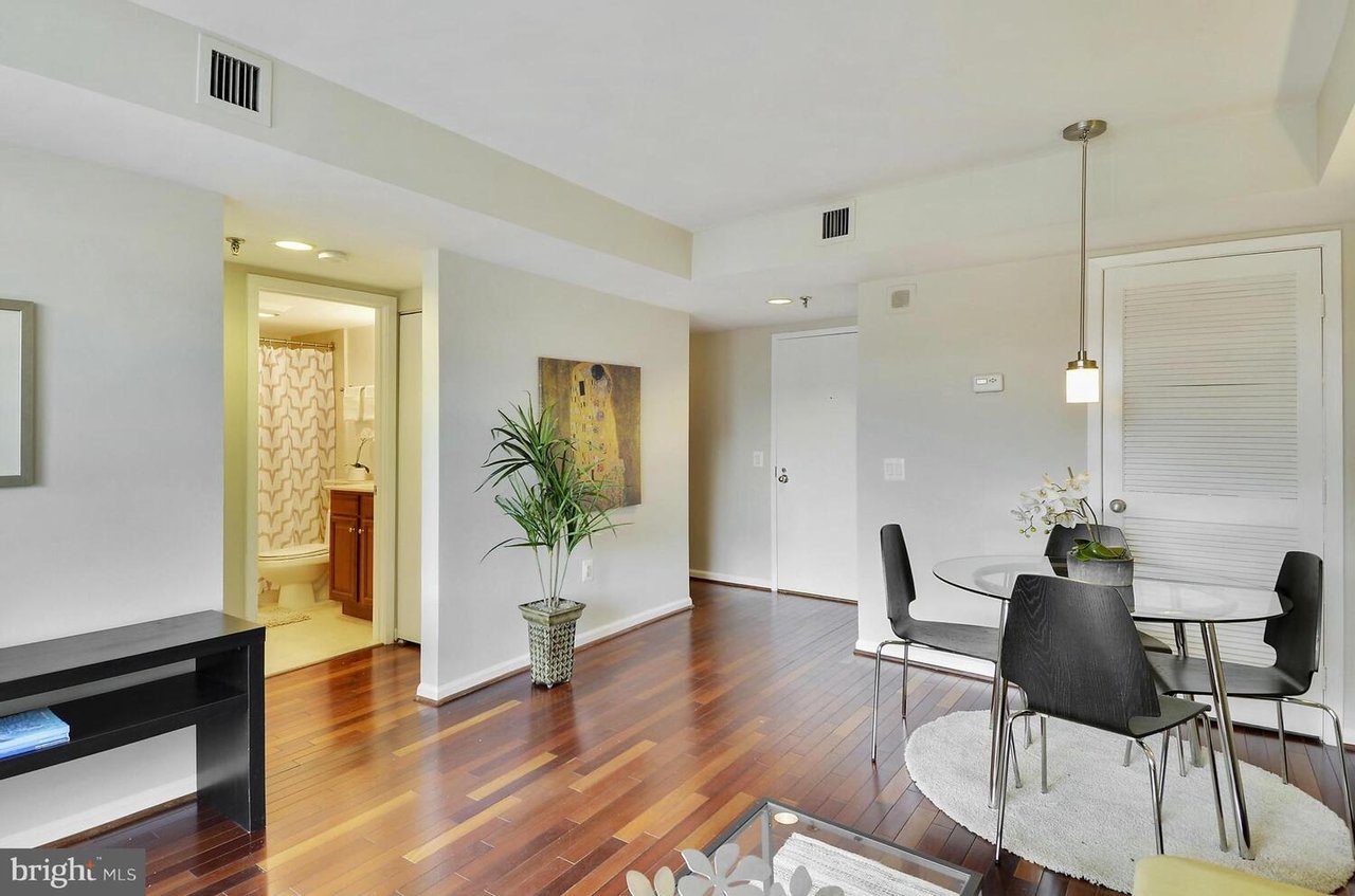 2311 M St NW, #704