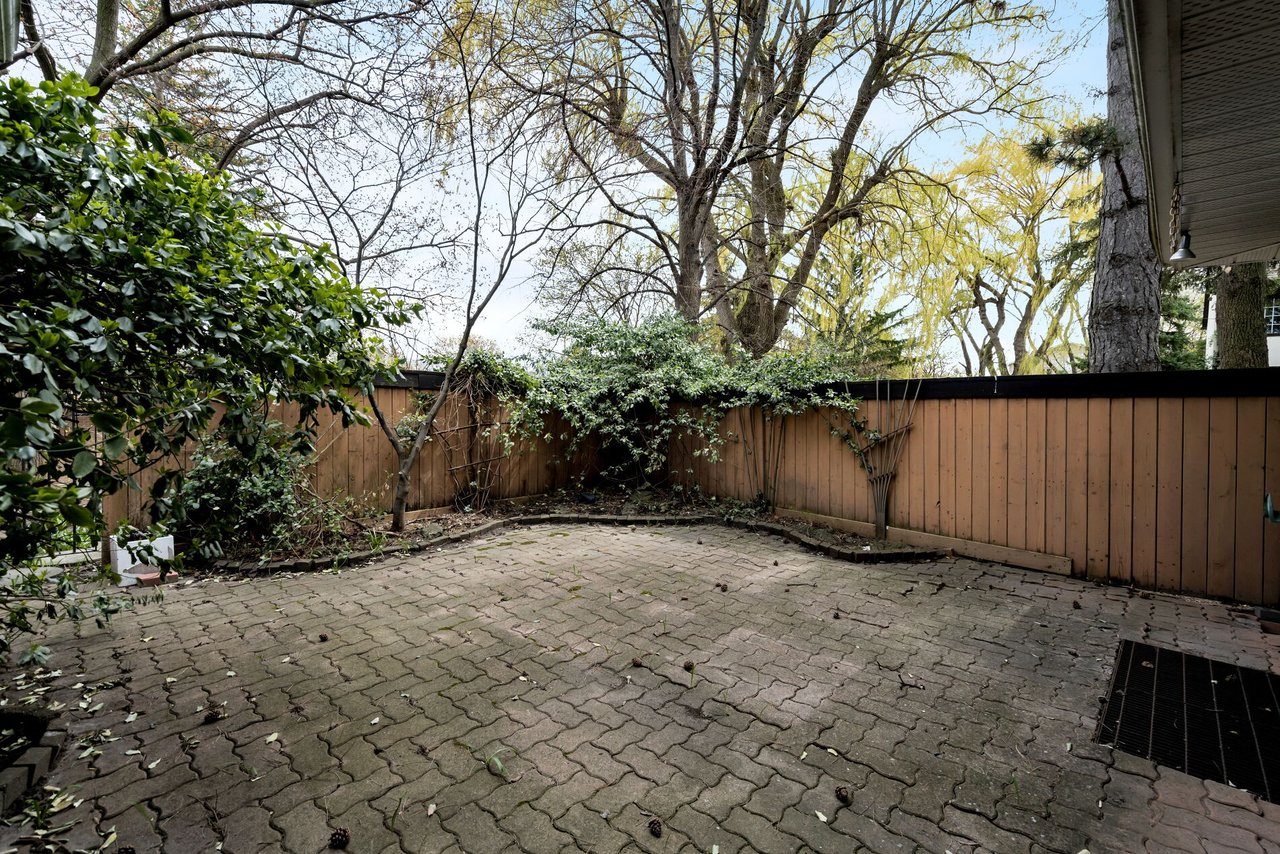 BAYVIEW VILLAGE TOWNHOME