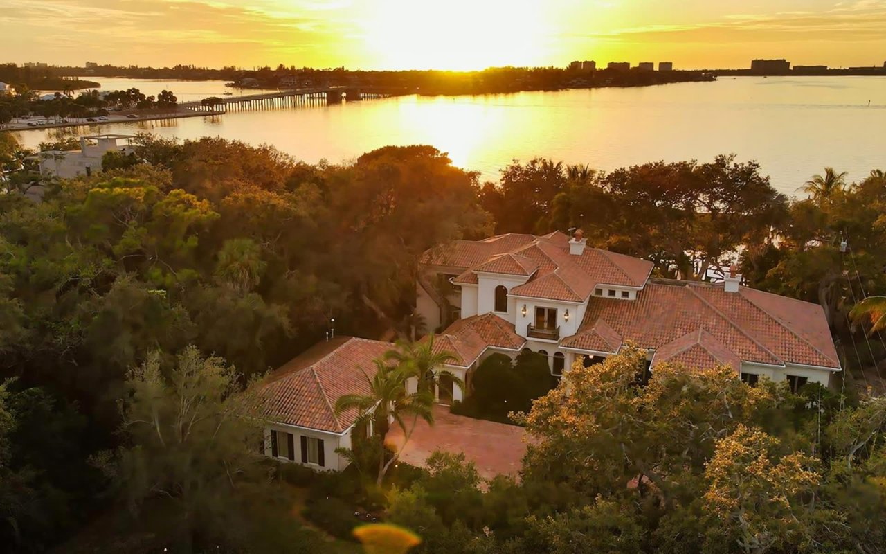 Exploring the World of Luxury Real Estate Auctions in Sarasota, FL