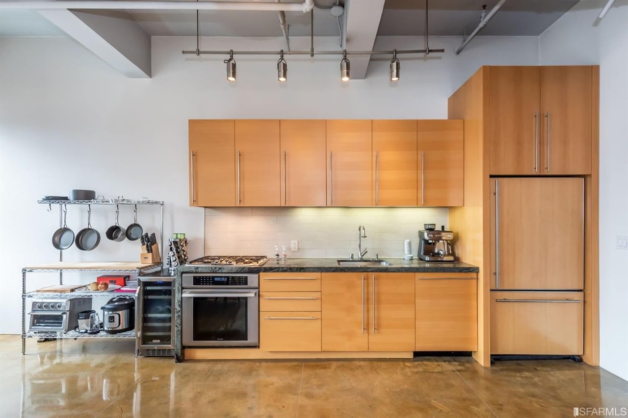 2 Mint Plaza, #406