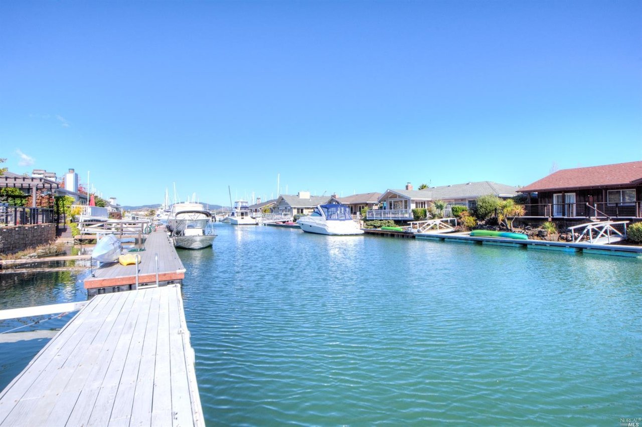 Charming Waterfront Property with Private Boat Dock- Represented Seller