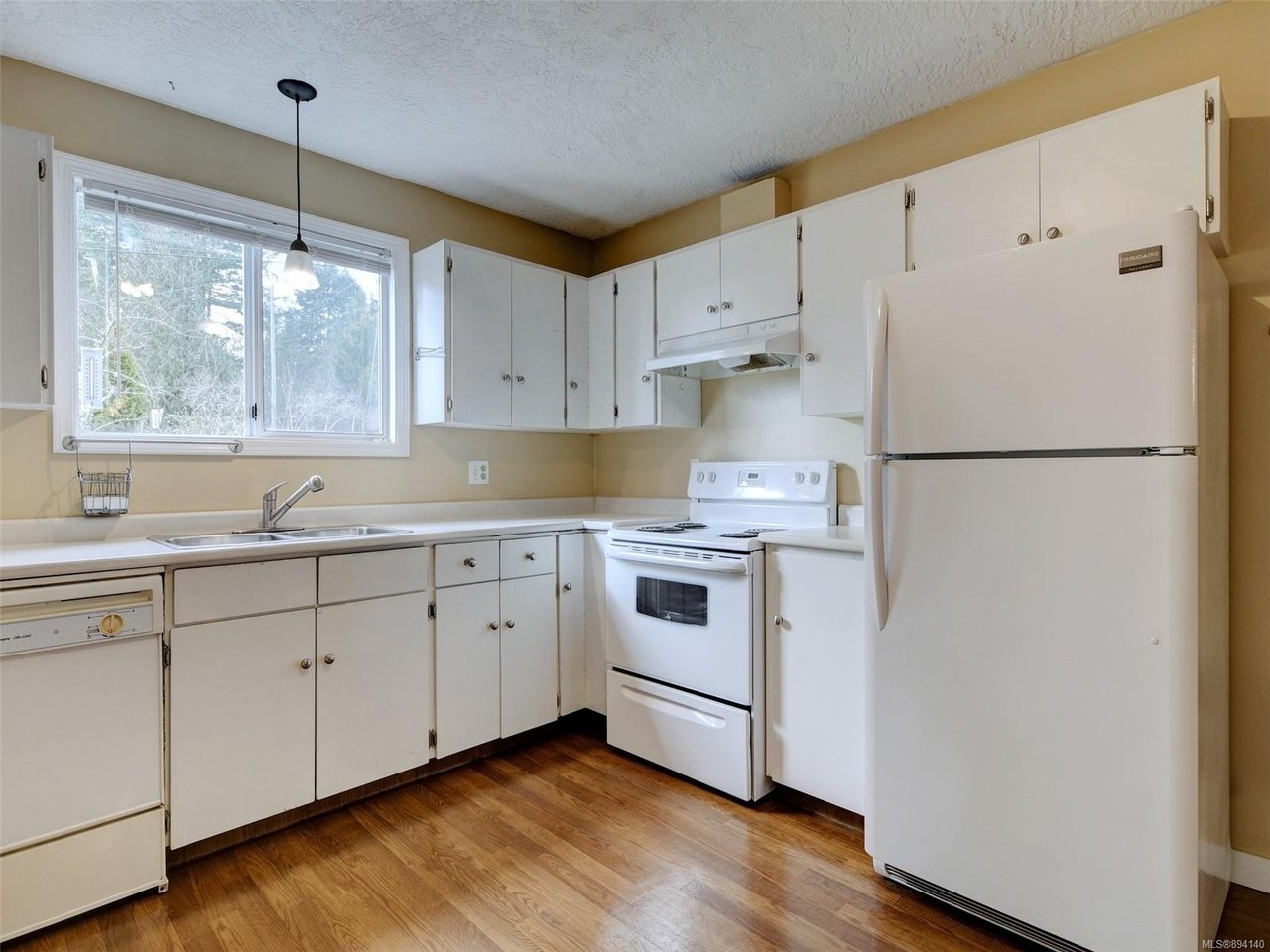 2339 Church Rd, Sooke
