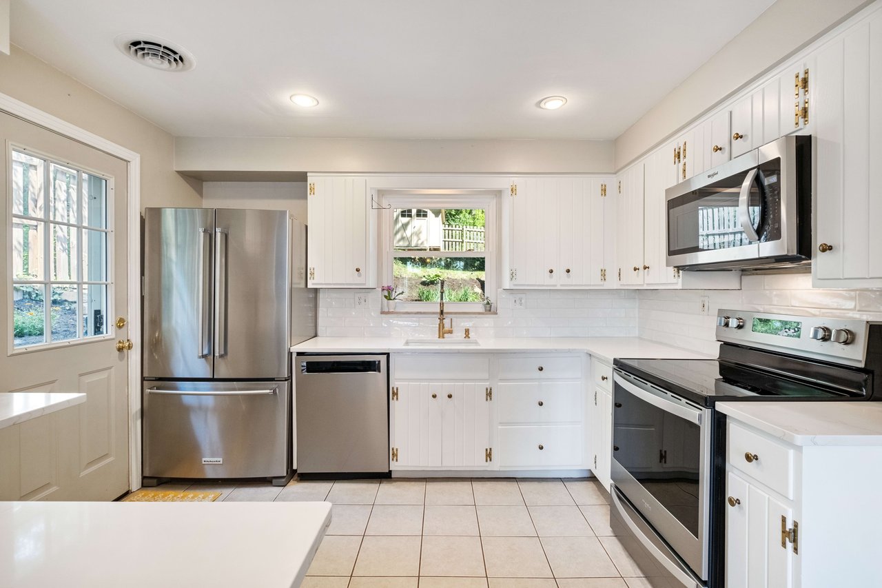 81 Seneca Drive