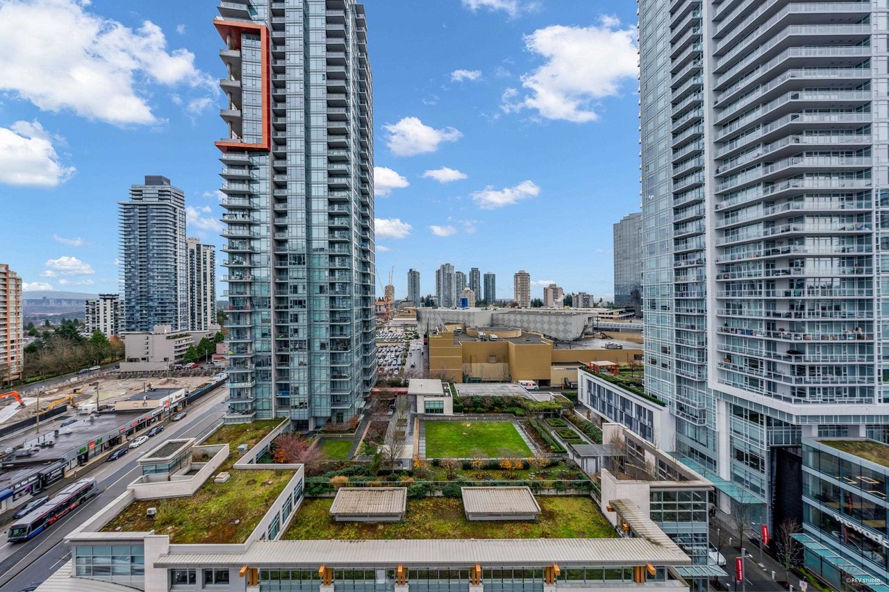 1101-6000 Mckay Avenue, Burnaby