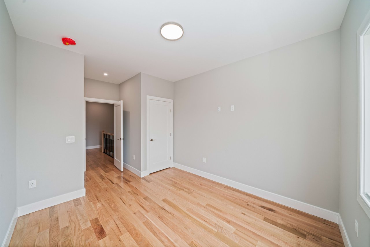 313 8th Street 1