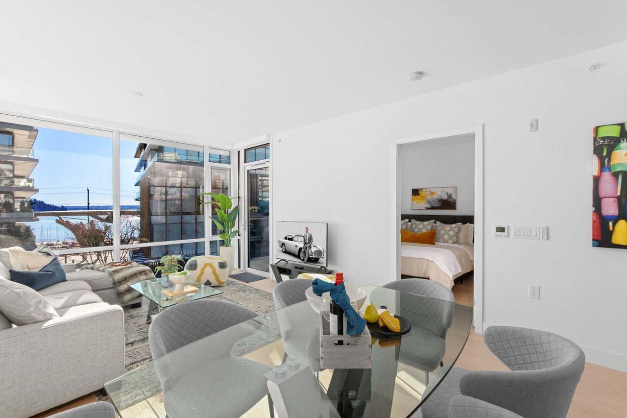 305-1331 Marine Dr