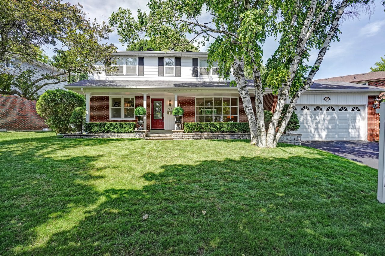 97 Oakmeadow Blvd