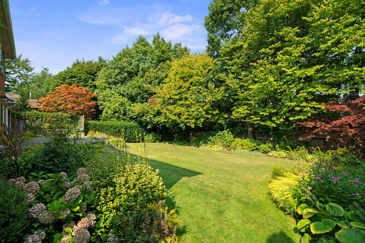 SOLD: Most Sought After St. Andrews Enclave