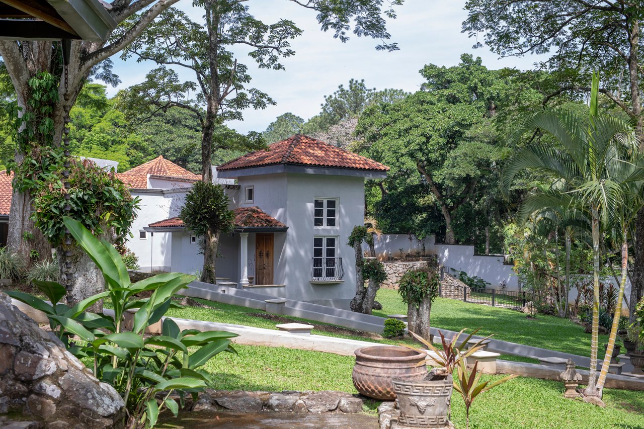 Tropical Ocean View Home in Malpais, Alajuela
