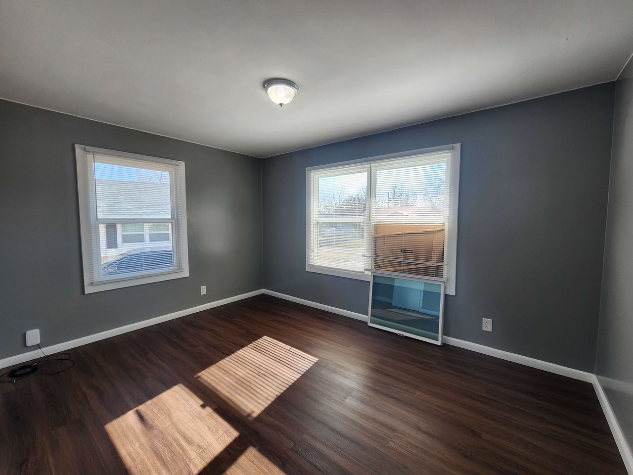 1214 Rose Dr.