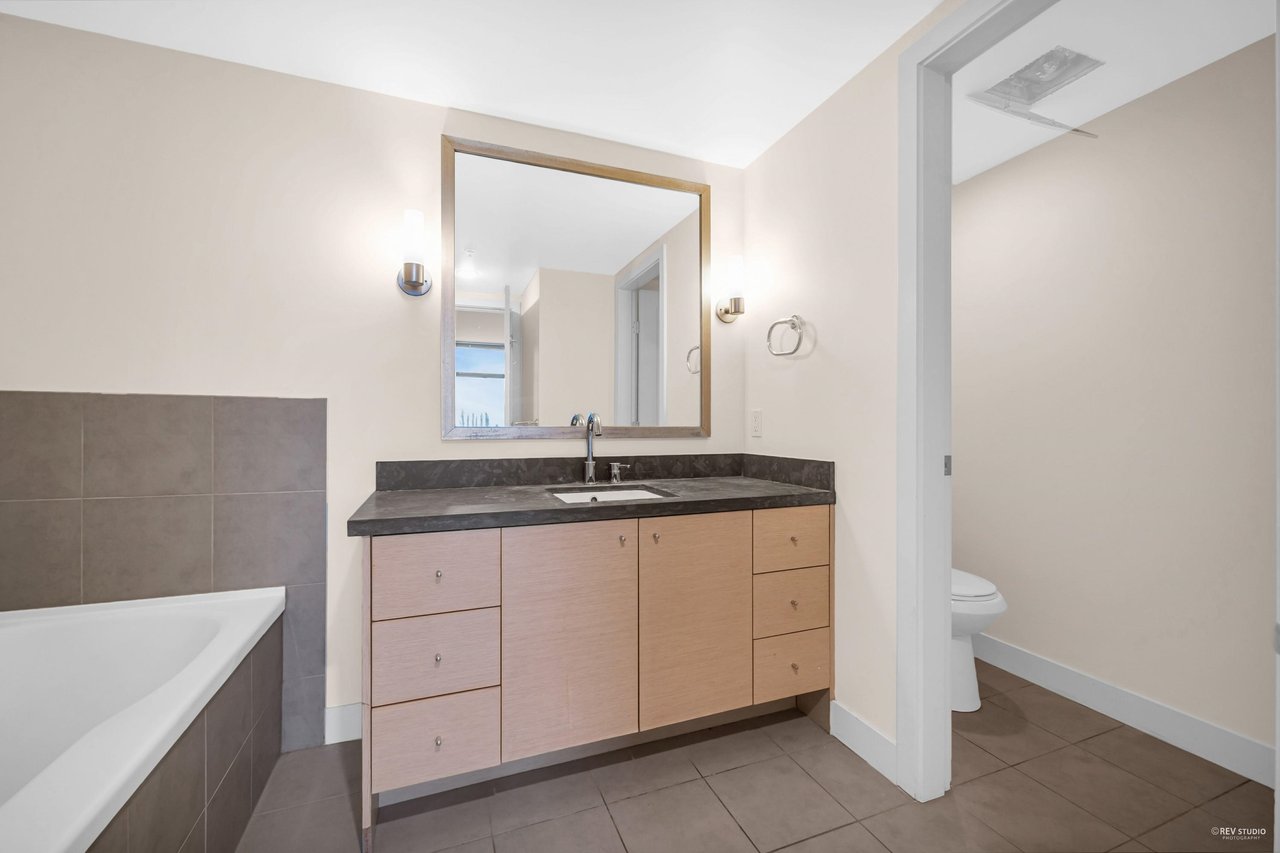 1201-9188 Cook Rd