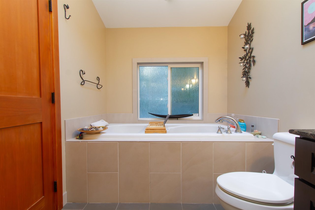2319 Cheakamus Wy
