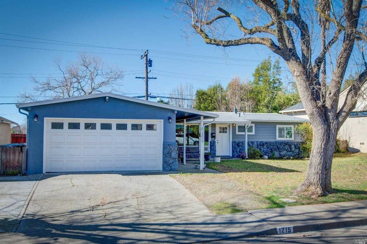 1215 Lassen Street