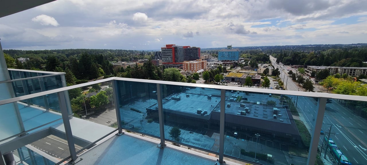 1402-13615 Fraser Hwy
