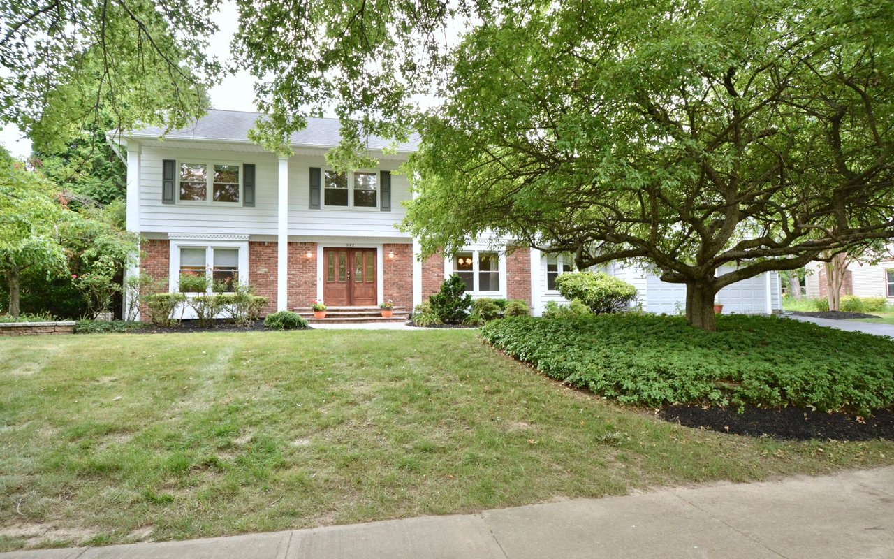 1 W CARTWRIGHT DR