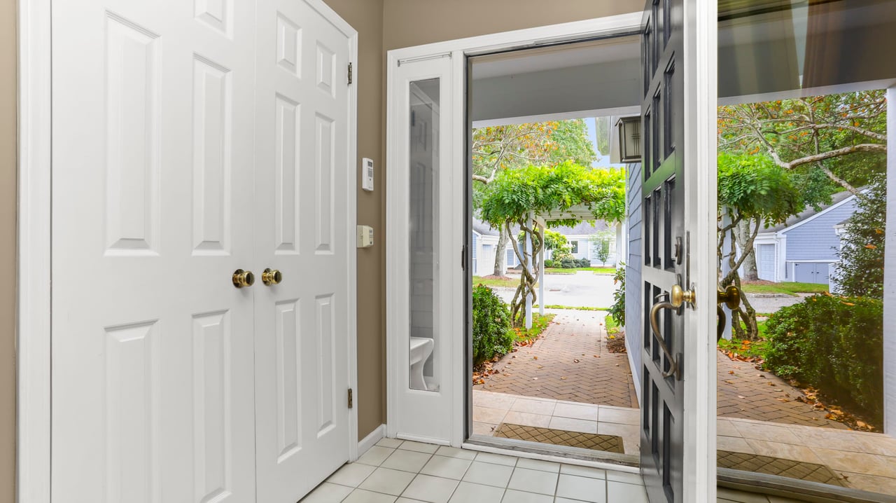 224 Lansdowne, Westport