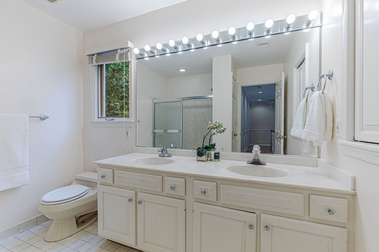 9225 Vendome Drive, Bethesda MD 20817