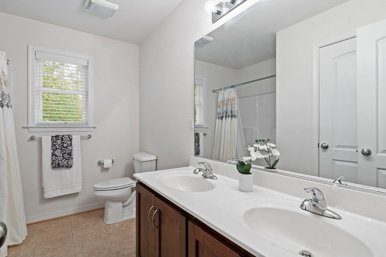 11827 Rimswell Turn