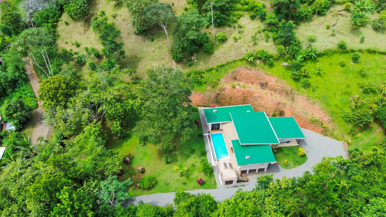 Casa La Paz: A Private Oasis of Luxury and Adventure in the Heart of Ojochal!