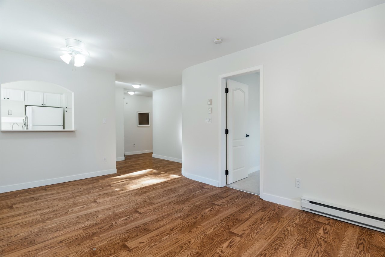 106-3738 Norfolk Street, Burnaby