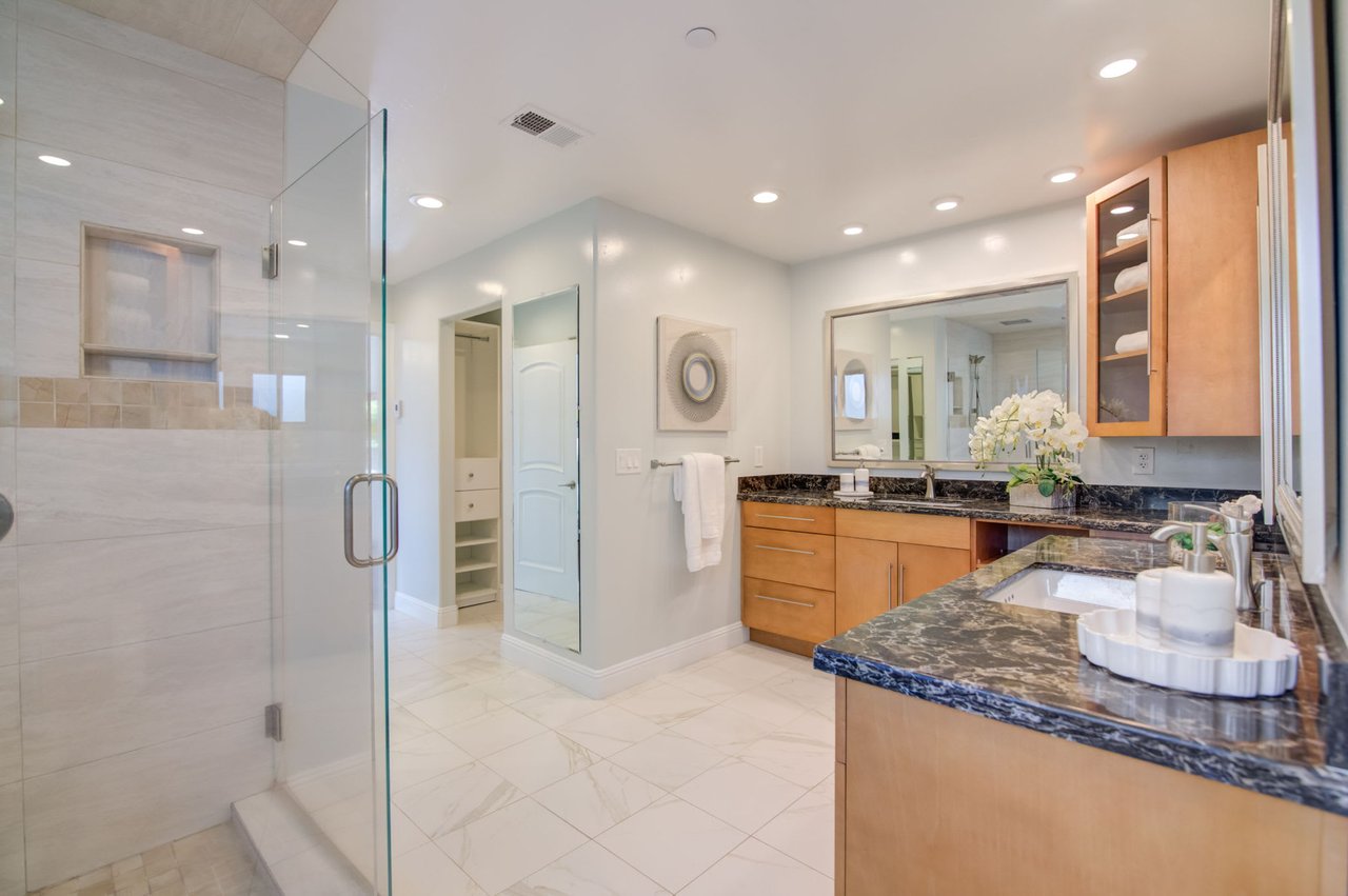 3902 Mars Court