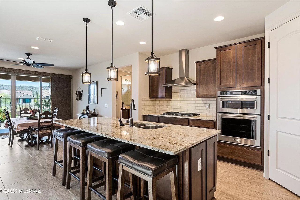 6952 W Deer Creek Trl