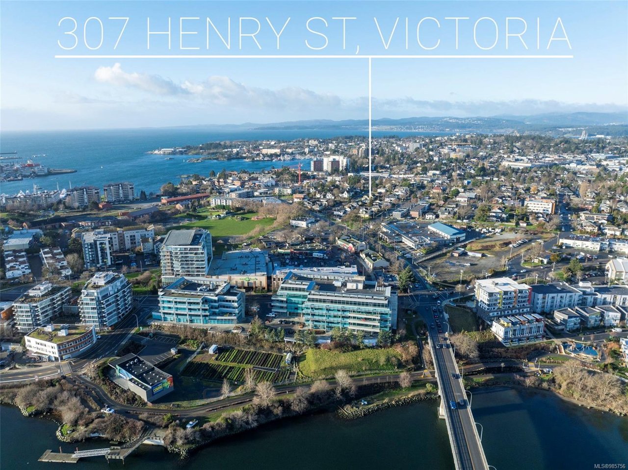 307 Henry St