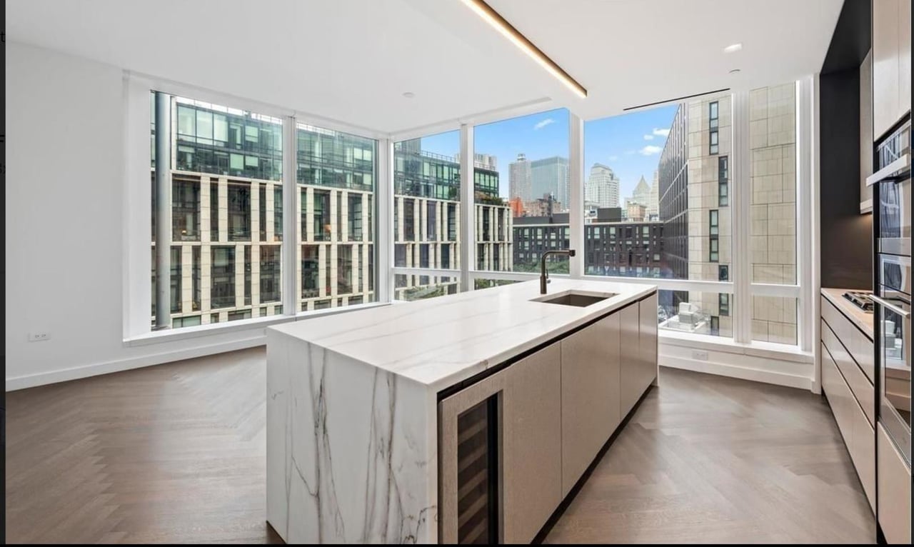 111 Murray Street, Apt 7-B