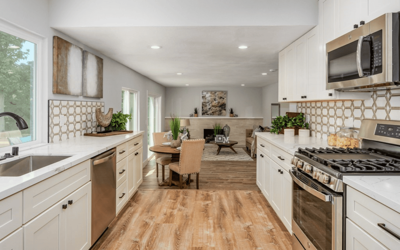 SOLD – FOR THE KITCHEN OF YOUR DREAMS