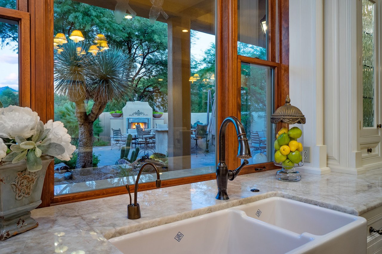 Incomparable Foothills Residence